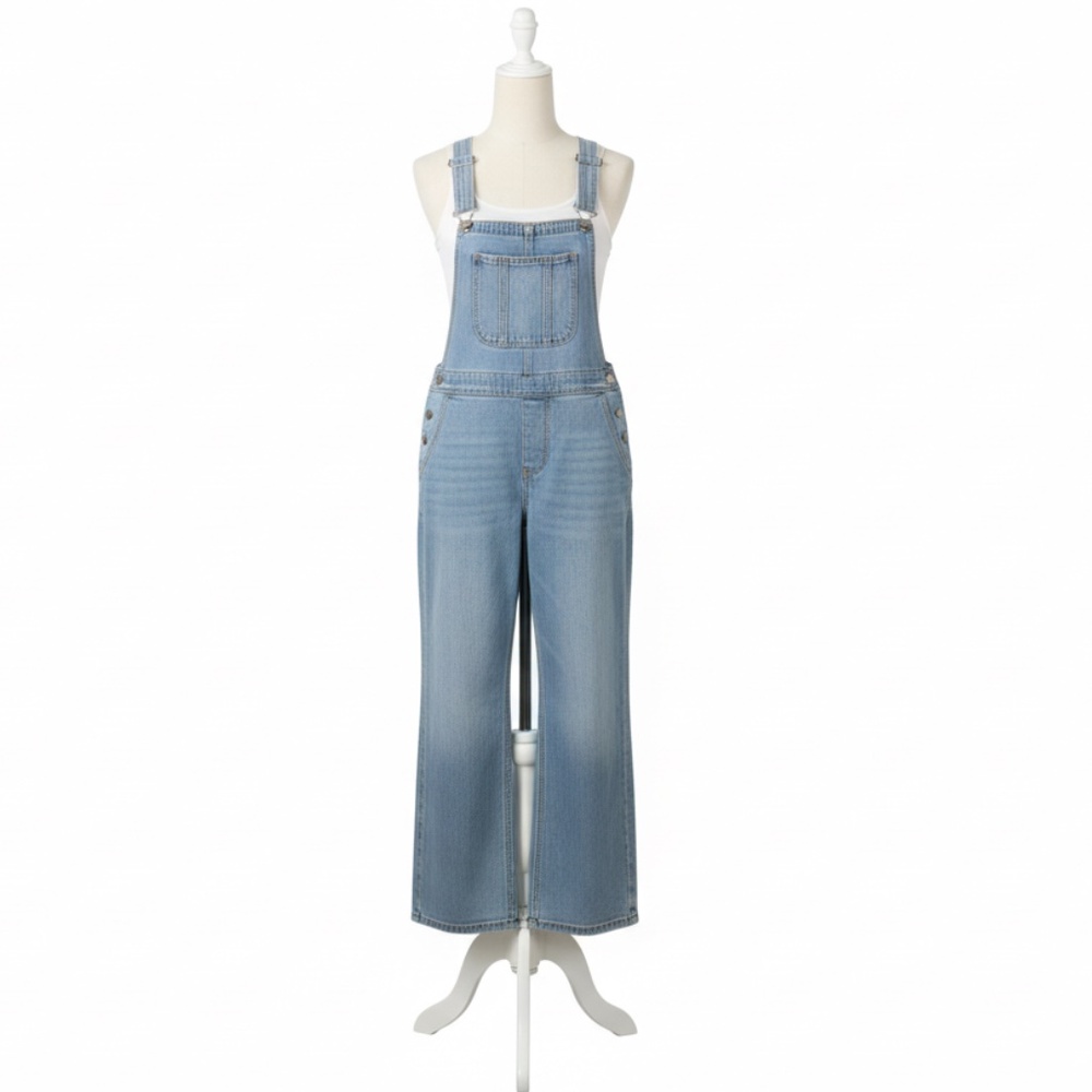 NWT🏷️ 99% COTTON, 1% aesthetic SPANDEX Light Blue Overalls 👩🏼‍🌾 size 0-2